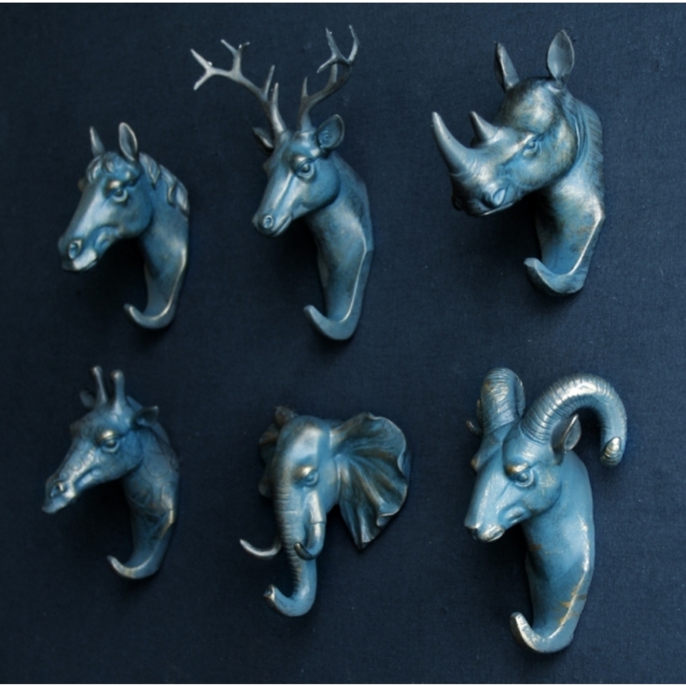 🧡IN STOCK🧡 BLUE/GREEN GIRAFFE wall hook - Picture 4 of 9